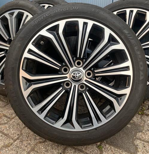 17 Inch Originele Toyota Corolla Velgen + Zomerbanden, Auto-onderdelen, Banden en Velgen, Banden en Velgen, Zomerbanden, 17 inch