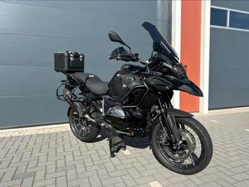 BMW R 1250 GS ADVENTURE TRIPLE BLACK 2024 AKRAPOVIC ZGAN beschikbaar voor biedingen