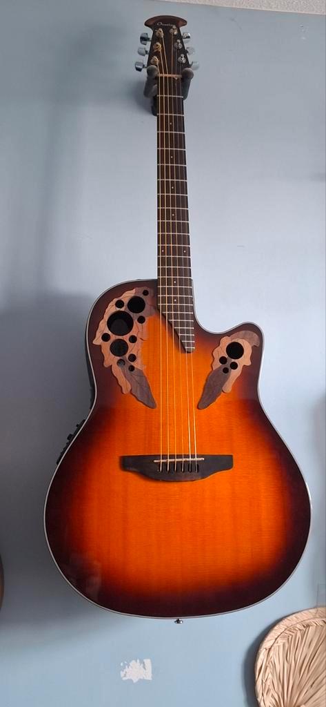 Ovation Western Gitaar - Prachtige Klank! CE 44/Sunburst, Muziek en Instrumenten, Snaarinstrumenten | Gitaren | Akoestisch, Gebruikt