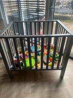 Baby box, Ophalen, Gebruikt, Vierkant, In hoogte verstelbaar