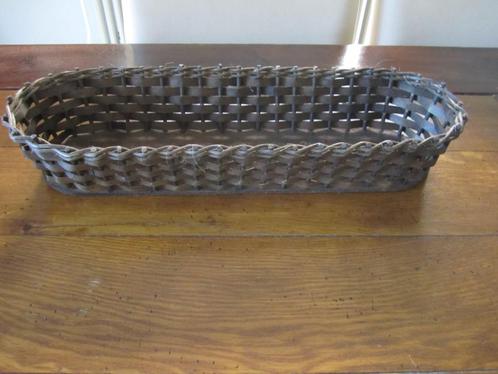 mand / broodmand 45 cm., Huis en Inrichting, Woonaccessoires | Schalen en Manden, Gebruikt, Mand, Ovaal, Riet, Ophalen of Verzenden