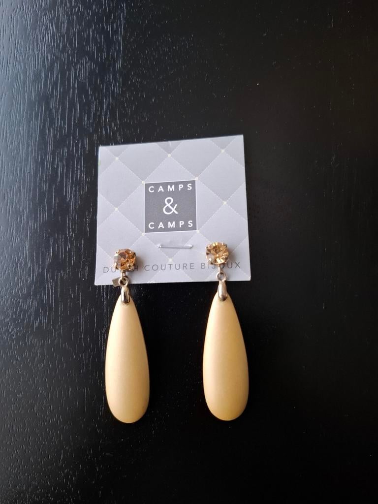 Camps en Camps oorbellen beige/goud, Sieraden, Tassen en Uiterlijk, Oorbellen, Ophalen of Verzenden, Beige, Overige materialen