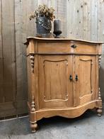 Grenen penant kast / meidenkast, Ophalen