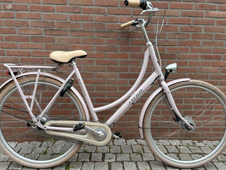 Damesfiets Batavus Diva 28 inch, Fietsen en Brommers, Fietsen | Dames | Damesfietsen, Zo goed als nieuw, Batavus, (Extra) lage instap