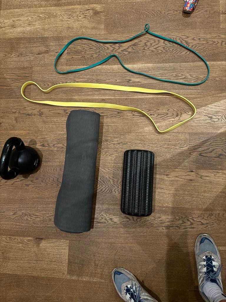 Fitness set: Kettlebell 14kg, mat, foamroller, resistance, Sport en Fitness, Ophalen of Verzenden, Zo goed als nieuw, Armen, Kettlebell