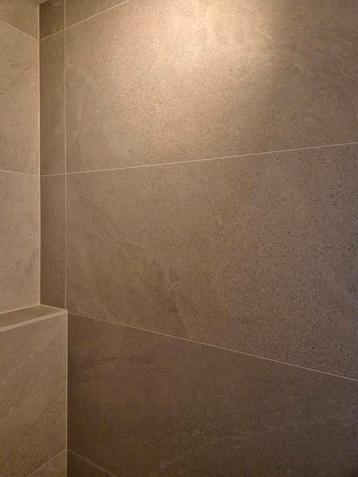 5 tegels 120 x 60 cm nieuw in doos - Airock beschikbaar voor biedingen