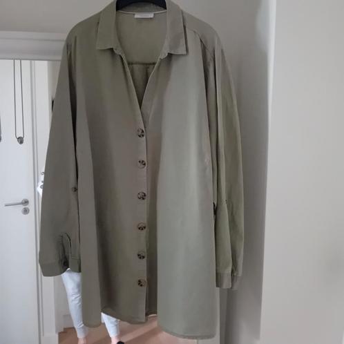 Linnen blouse C&A maat 52/54 zgaNIEUW, Kleding | Dames, Blouses en Tunieken, Zo goed als nieuw, Maat 46/48 (XL) of groter, Groen