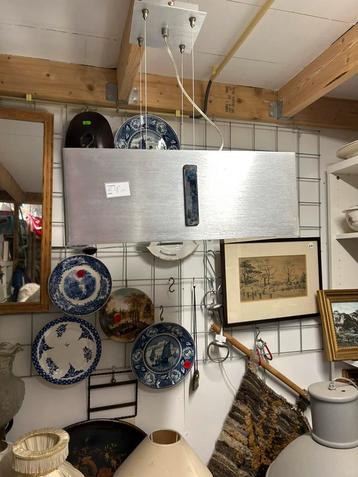 Plafonlamp beschikbaar voor biedingen
