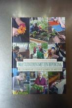 Moestuinieren met een beperking - Marije Weeink, Ophalen of Verzenden, Zo goed als nieuw, Moestuin