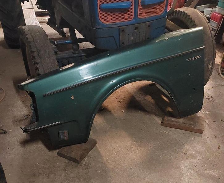 volvo 240 - 260, Auto-onderdelen, Carrosserie en Plaatwerk, Spatbord, Volvo, Links, Nieuw, Ophalen of Verzenden