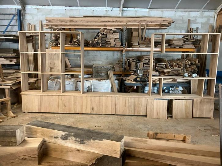 massief eiken Dressoir met vakken kast groot  lang 570 cm, Huis en Inrichting, Kasten | Dressoirs, Zo goed als nieuw, 150 tot 200 cm