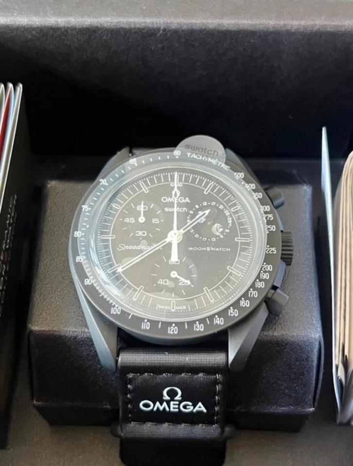 Omega x Swatch – Mission to the Moonphase “NEW MOON” Snoopy, Sieraden, Tassen en Uiterlijk, Horloges | Heren, Nieuw, Polshorloge