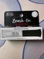 Ardell Wimperlijm To Go – Ardell brush on, Nieuw, Ophalen of Verzenden, Make-up, Overige kleuren