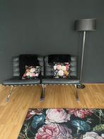 Barcelona chair  2 stuks i z g s, Huis en Inrichting, Fauteuils, Ophalen, Zo goed als nieuw