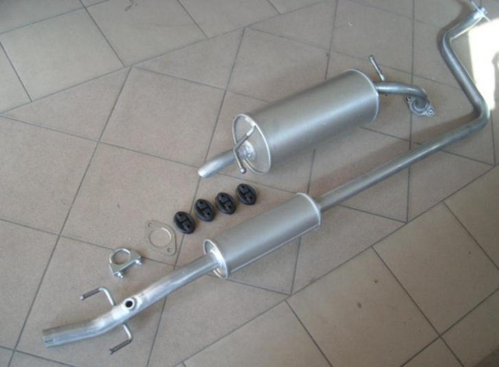 UITLAAT TOYOTA YARIS 1.0 16 V COMPL. met montageklemmen, Auto diversen, Overige Auto diversen, Verzenden