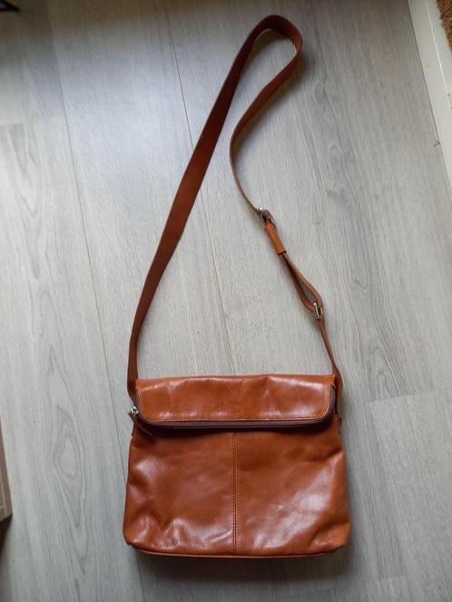 Prachtige Leren Cognackleurige Saccoo Amsterdam Tas, Sieraden, Tassen en Uiterlijk, Tassen | Damestassen, Gebruikt, Bruin, Ophalen of Verzenden