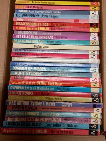 Partij Boeken Bibliotheek 1e serie WO-II beschikbaar voor biedingen