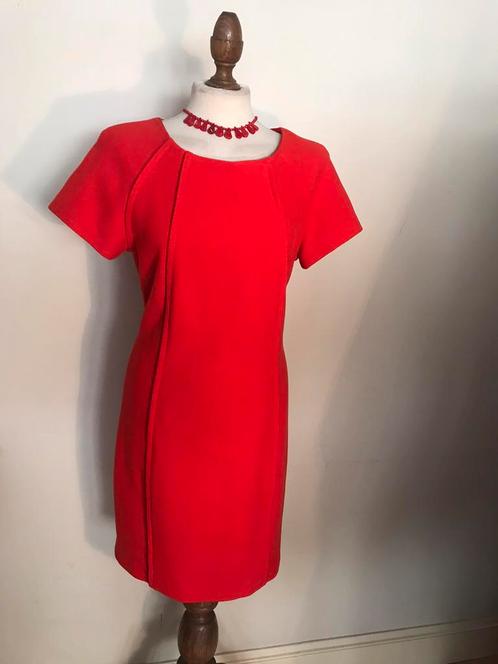 VANILIA ELEMENTS DRESS LADY IN RED, Kleding | Dames, Jurken, Zo goed als nieuw, Maat 38/40 (M), Rood, Knielengte, Verzenden
