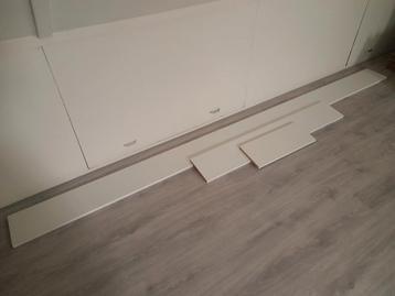 Meubelpaneel wit 305x20 dikte 18 mm beschikbaar voor biedingen