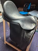 Hulsebos dressuurzadel 17.5 inch, Dieren en Toebehoren, Paarden en Pony's | Zadels, Ophalen of Verzenden, Gebruikt, Dressuur