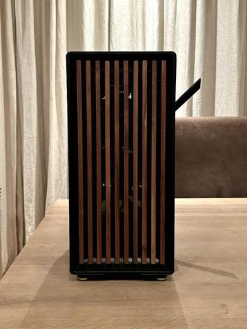 Custom Build Gaming PC beschikbaar voor biedingen