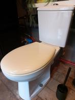 Staand toilet Villeroy& Bosch, Doe-het-zelf en Verbouw, Sanitair, Toilet, Gebruikt, Ophalen