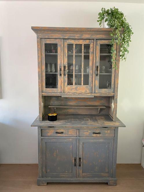 Vintage vitrinekast, behandeld met grey wash, Huis en Inrichting, Kasten | Vitrinekasten, Gebruikt, 200 cm of meer, 100 tot 150 cm