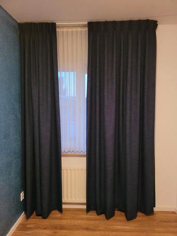 Verduisterend spijkerblauw gordijn  beschikbaar voor biedingen
