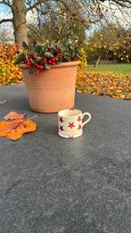 Emma Bridgewater. Red Star, Huis en Inrichting, Keuken | Servies, Ophalen of Verzenden, Zo goed als nieuw, Overige stijlen, Kop(pen) en/of Schotel(s)