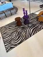Vloerkleed en side tables, Huis en Inrichting, Tafels | Sidetables, Ophalen of Verzenden, 25 tot 50 cm, Rechthoekig, 200 cm of meer