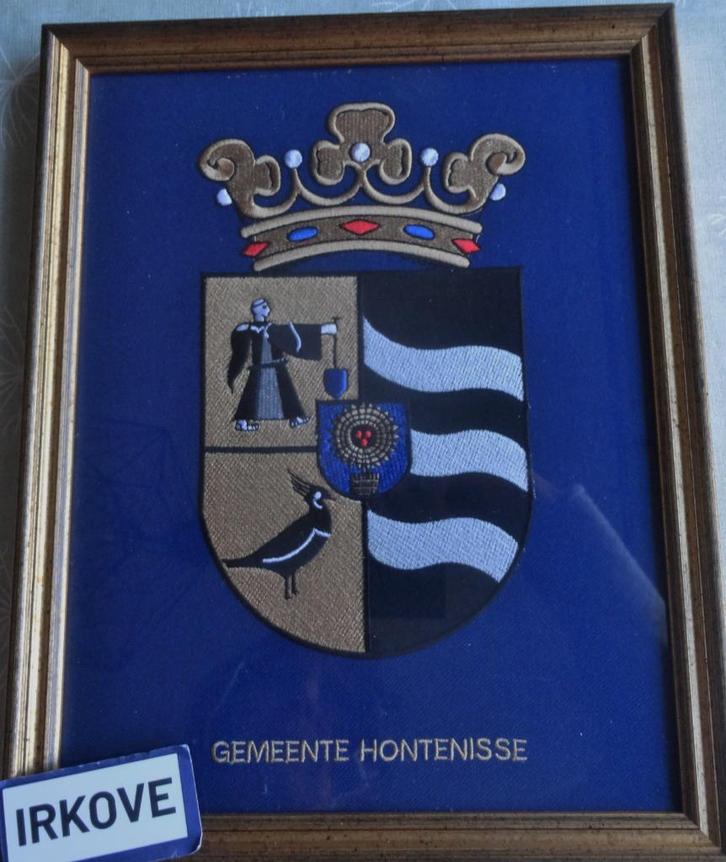 WAPEN GEMEENTE HONTENISSE * Geborduurd *, Verzamelen, Overige Verzamelen, Zo goed als nieuw, Verzenden