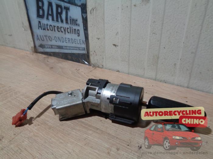 Kontaktslot + Sleutel van een Peugeot 308, Auto-onderdelen, Overige Auto-onderdelen, Peugeot, Gebruikt, 3 maanden garantie, Ophalen