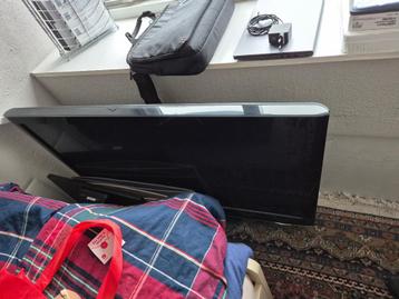 LG 47 Inch TV 47LH3000 beschikbaar voor biedingen