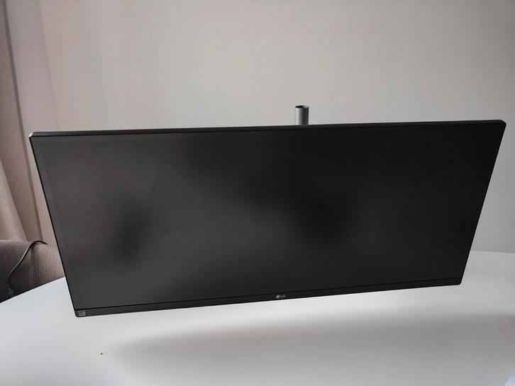 Ultrawide Monitor met standaard, Computers en Software, Monitoren, Gebruikt, 60 Hz of minder, DisplayPort, DVI, HDMI, USB-C, Gaming