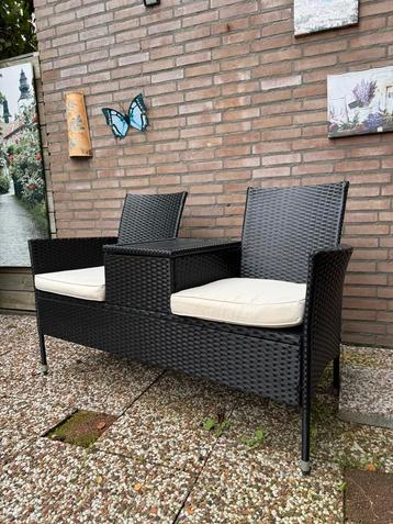 Tuinbank/meubel - 2-zits - Opbergvak - Zwart gevlochten  beschikbaar voor biedingen