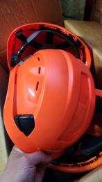 Te koop: Oranje veiligheidshelm met ventilatie en draaiknop, Ophalen of Verzenden, Zo goed als nieuw
