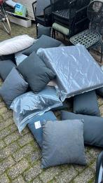 Partij waterafstotende tuinkussens, buitenkussens (75 stuks), Ophalen, Zo goed als nieuw