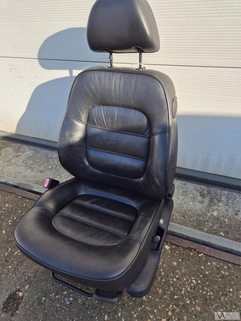 Peugeot 406 coupe 2000 -2003 stoel linksvoor zwart leer €200, Auto-onderdelen, Interieur en Bekleding, Gebruikt, -, -, Ophalen of Verzenden