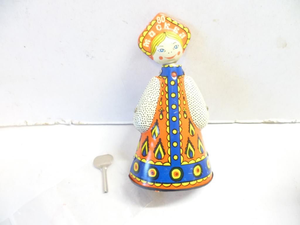 Oud Russisch USSR blikken danseres opwindbaar rijdt rondjes., Ophalen of Verzenden