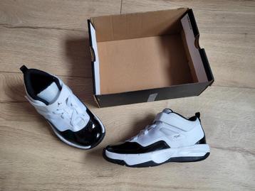 JORDAN Stay Loyal 3 (PS) maat 34 (2,5y) *nieuw* ~ TH3410 beschikbaar voor biedingen