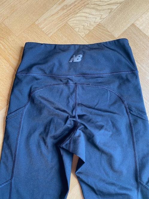 Sportlegging New Balance zwart met zakjes, maat XS/S, Kleding | Dames, Sportkleding, Zo goed als nieuw, Maat 34 (XS) of kleiner