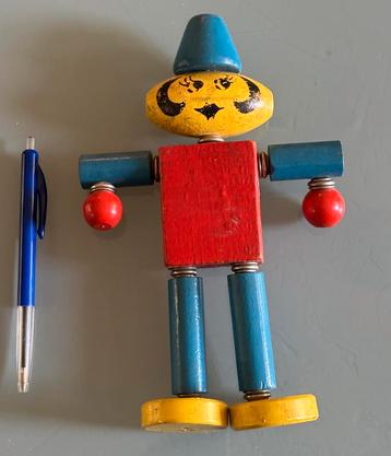 Vintage houten clown beschikbaar voor biedingen