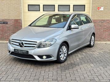 Mercedes-Benz B-klasse 180 Ambition Airco | Navi | Dealer on beschikbaar voor biedingen