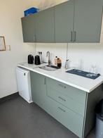 Mooie olijfgroene kitchenette keuken - Amsterdam West, Huis en Inrichting, Keuken | Keukenelementen, Ophalen, Zo goed als nieuw