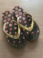 Michel Kors teenslippers, Kleding | Dames, Ophalen of Verzenden, Zo goed als nieuw