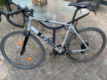 B’twin Triban 100 beschikbaar voor biedingen