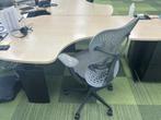 Bureau met rondingen, Ophalen, Zo goed als nieuw, Bureau