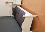 Mooi 1 persoons bed met nachtkastje, Ophalen, Zo goed als nieuw, Hout