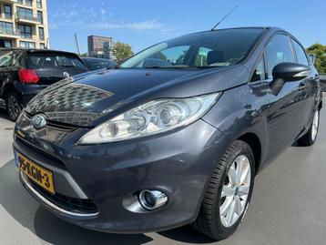 Ford Fiesta 1.4 Ghia Airco Nieuwe Apk Nette Auto beschikbaar voor biedingen