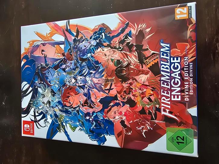 Fire Emblem Engage: Divine Edition, Spelcomputers en Games, Games | Nintendo Switch, Zo goed als nieuw, Overige genres, 1 speler